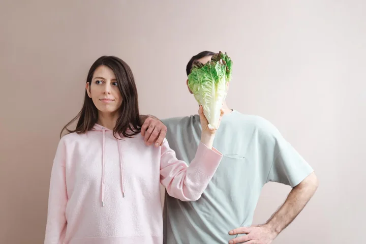 Weganizm a wegetarianizm – różnice między dietami