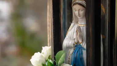 Kapliczki, krzyże i historie zapisane przy drogach ziemi kaliskiej
