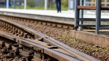 Kolej wraca na mapę - „Dwie Szyny” pokazują odzyskane linie
