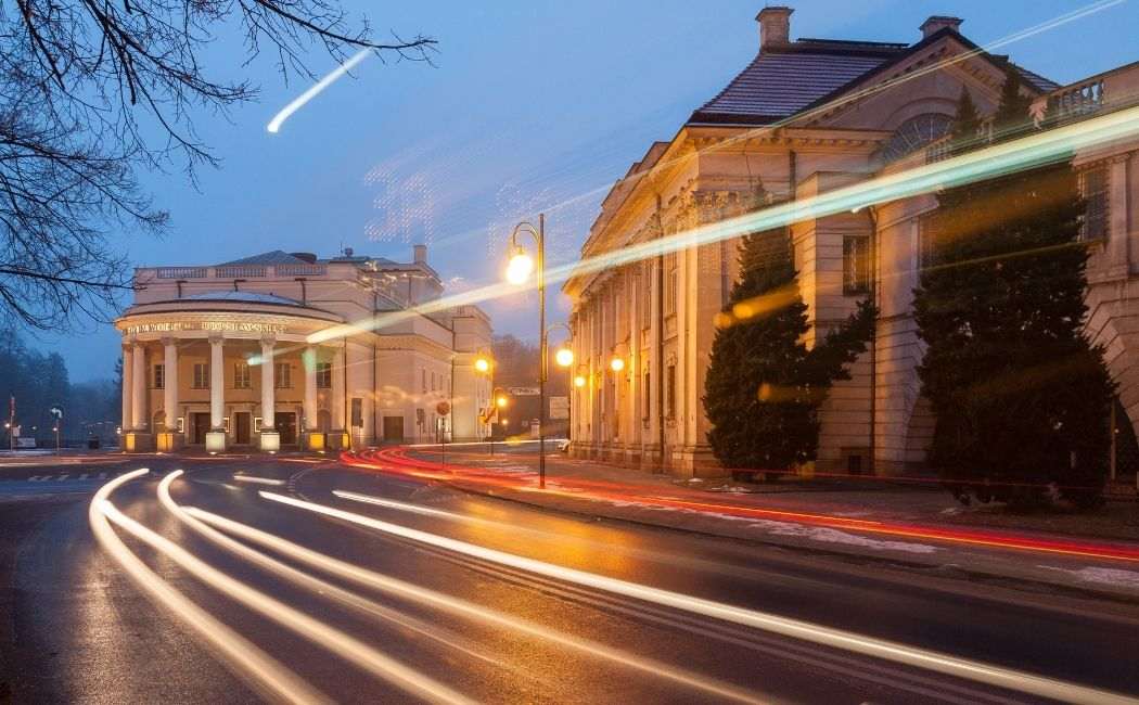 Starostwo Powiatowe w Kaliszu: Umowa na przebudowę drogi powiatowej w Dębe podpisana