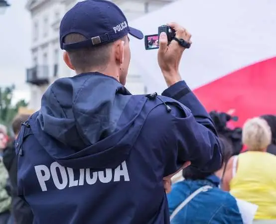 Policja Kalisz organizuje debatę o bezpieczeństwie w Klubie Senior+ w Sierzchowie