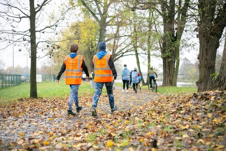 Grafika promocyjna wydarzenia parkrun Kalisz #430 — sobotnie 5 km przy ul. Sportowej