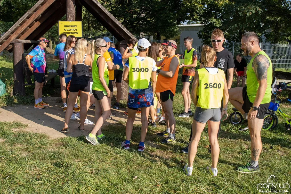 Grafika promocyjna wydarzenia Regularne biegi i spacery na parkrun Kalisz przy ul. Sportowej