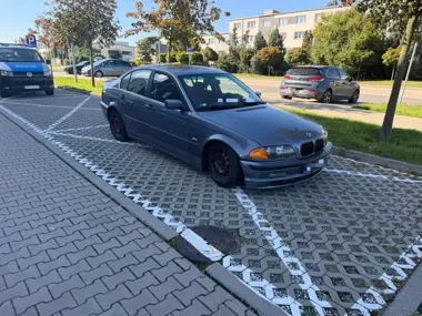 Drift na skrzyżowaniu w Kaliszu. 24-latek stracił prawo jazdy