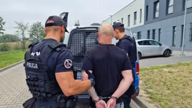 Zgłosił włamanie, a policjanci znaleźli blisko kilogram narkotyków w Kaliszu