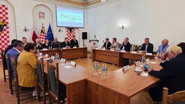 Powiat Kaliski przyjął plan rozwoju i wyróżnił 100-letnią OSP