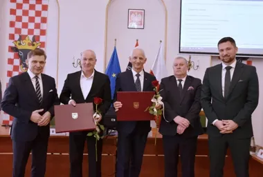 Powiat uhonorował człowieka od orkiestry i rowerowego ambasadora regionu