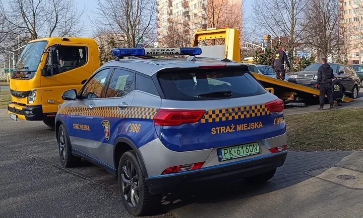 Trzy wraki zniknęły w trzy tygodnie - mieszkańcy odzyskali miejsca