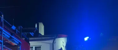 Pożar poddasza w Kaliszu. Strażacy rozebrali część dachu