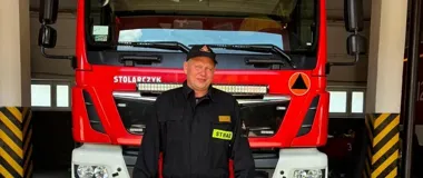 Strażak z Kalisza pomógł pasażerowi podczas lotu. Liczyły się sekundy